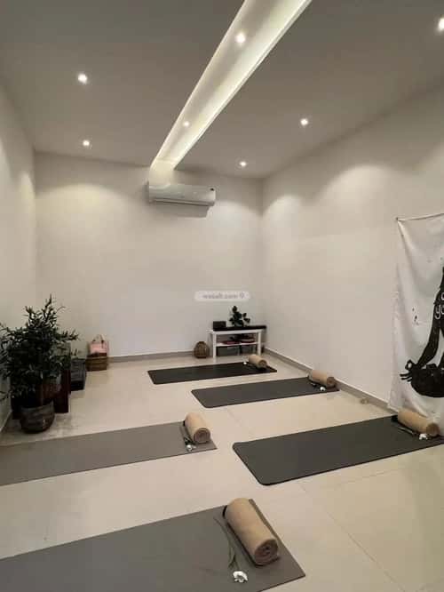 فيلا 225 متر مربع واجهة جنوبية ب 5 غرف العارض، شمال الرياض، الرياض