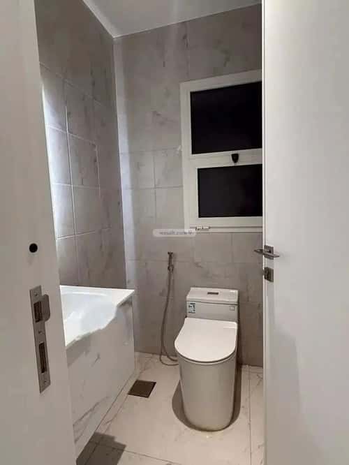 فيلا 362 متر مربع جنوبية على شارع 30م الزمرد، شمال جدة، جدة