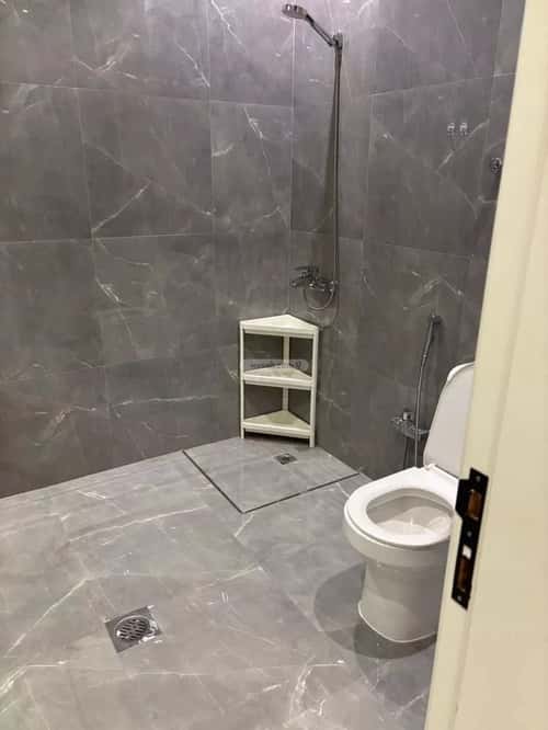 Floor 193 SQM with 6 Bedrooms Qurtubah, East Riyadh, Riyadh