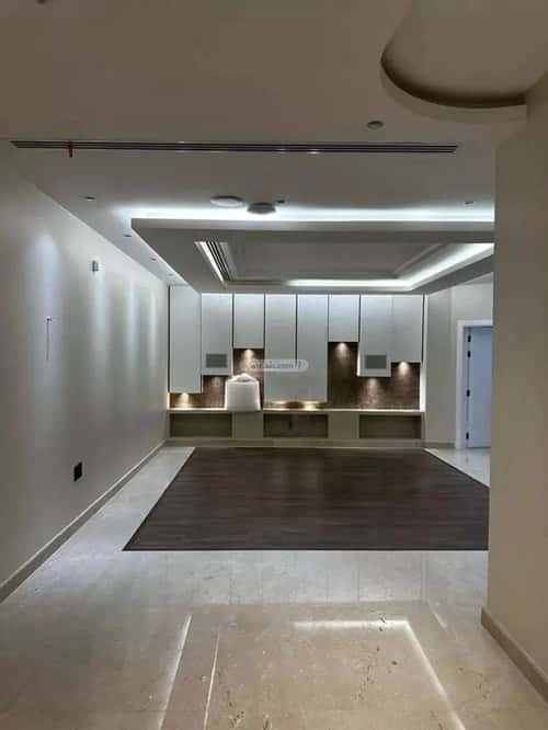 Villa 412 SQM Facing South with 8 Bedrooms Al-Yasmeen, North Riyadh, Riyadh