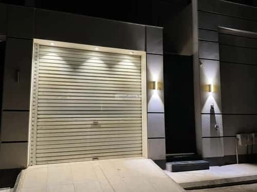 فيلا 260 متر مربع شمالية على شارع 15م السعادة، شرق الرياض، الرياض