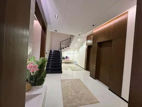 فيلا 260 متر مربع شمالية على شارع 15م السعادة، شرق الرياض، الرياض