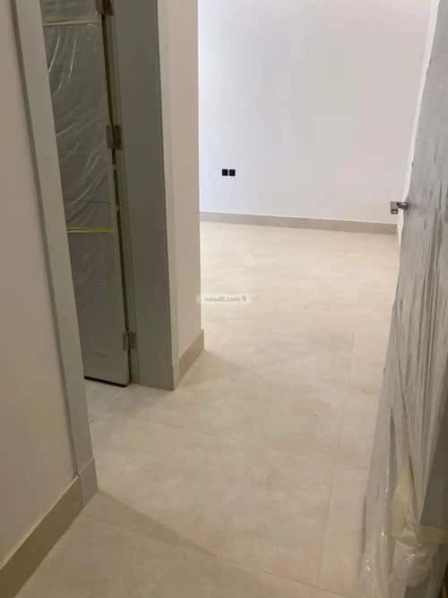 Floor 264 SQM with 6 Bedrooms Al-Muanisiyah, East Riyadh, Riyadh