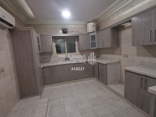 Apartment with 5 Bedrooms Hajer, Aldammam