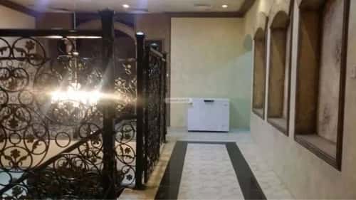 فيلا 575 متر مربع غربية على شارع 16م الروضة، الدمام