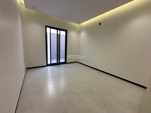 4 bedroom floor in Al Janadriyah