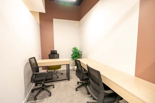 3000 sqm office in King Abdul Aziz