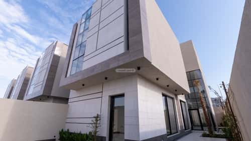 فيلا 448 متر مربع شمالية على شارع 15م الشروق، الدمام