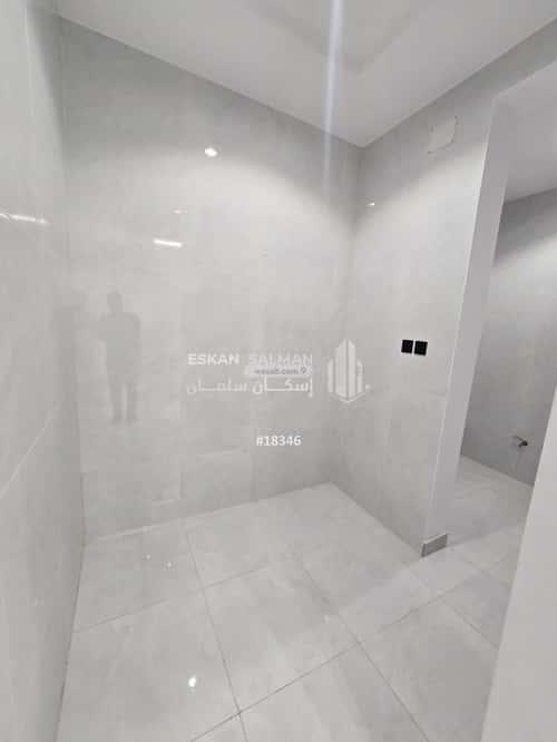 شقة ب 9 غرف الوسام، خميس مشيط