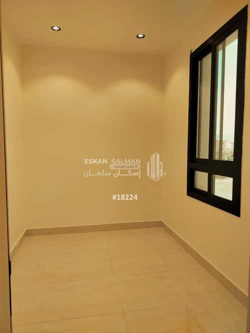 فيلا 490 متر مربع غربية على شارع 20م الدفاع، المدينة المنورة