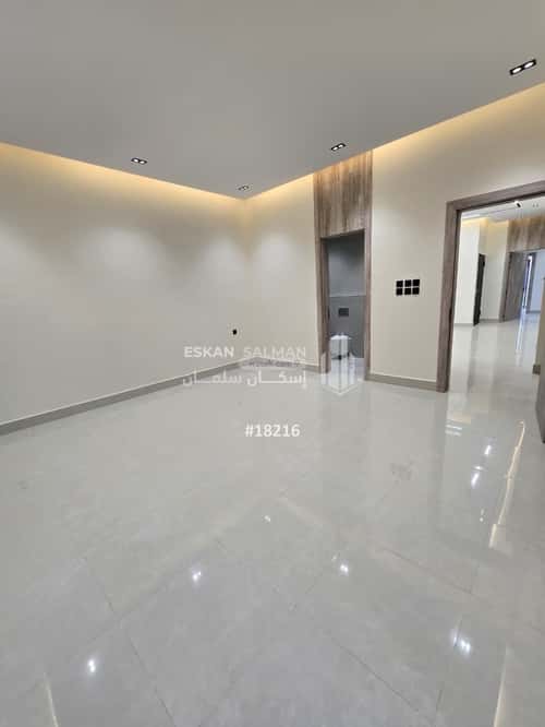 Floor 135 SQM with 5 Bedrooms Al-Maizaliyah, East Riyadh, Riyadh