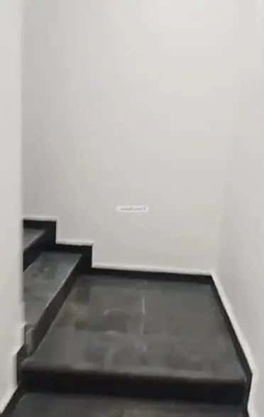 Floor 375 SQM with 3 Bedrooms Al Bayan, East Riyadh, Riyadh