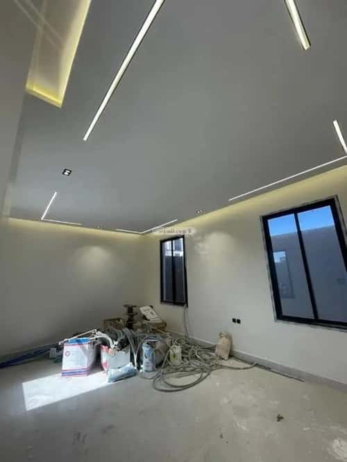 فيلا 312 متر مربع غربية على شارع 20م الرمال، شرق الرياض، الرياض