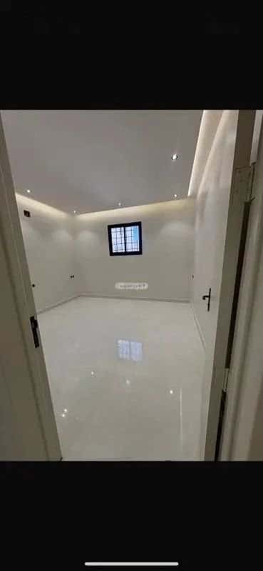 شقة ب 4 غرف طويق، غرب الرياض، الرياض