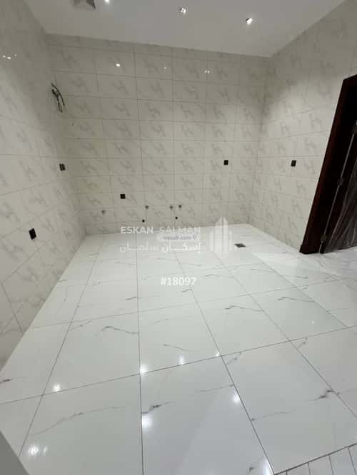 Apartment with 5 Bedrooms Al Worood, South Jeddah, Jeddah