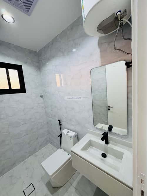 فيلا 355 متر مربع شرقية على شارع 20م الرحاب، الطائف