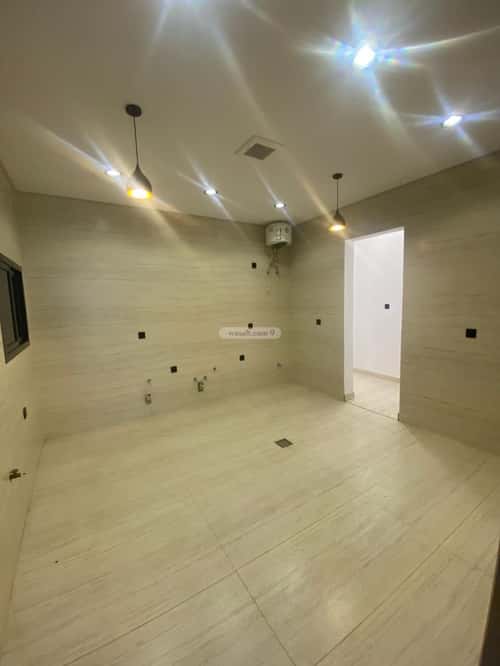 Floor 211 SQM with 5 Bedrooms Al-Murooj, Abha