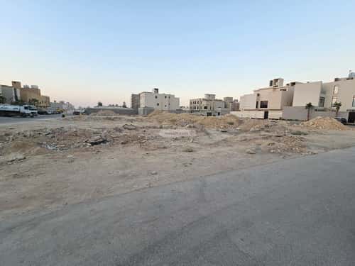 أرض 741 متر مربع جنوبية على شارع 18م ظهره العودة غرب، الدرعية