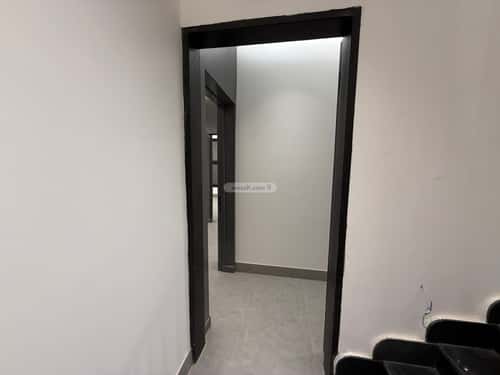 4 bedroom floor in Al Munsiyah