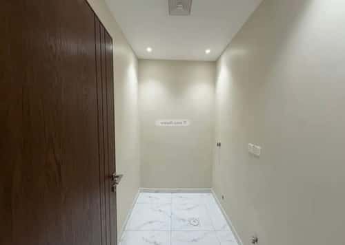 Apartment with 5 Bedrooms Al-Mohammadiyah 2, Jazan