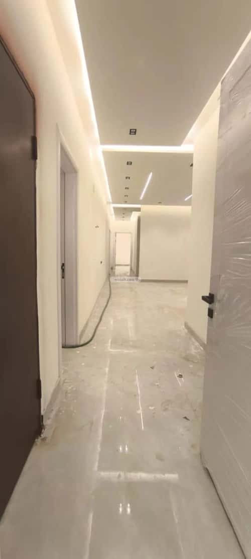 Floor 148 SQM with 3 Bedrooms Al-Janadriyah, East Riyadh, Riyadh