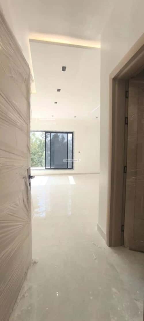 فيلا 360 متر مربع شرقية على شارع 18م القادسية، شرق الرياض، الرياض