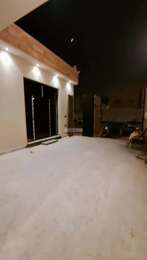 دور 214 متر مربع ب 4 غرف إشبيلية، شرق الرياض، الرياض