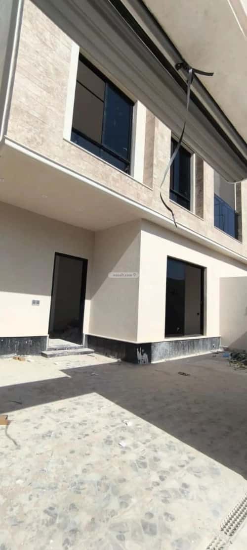 Villa 260 SQM Facing South on 18m Width Street Ar-Rimal, East Riyadh, Riyadh