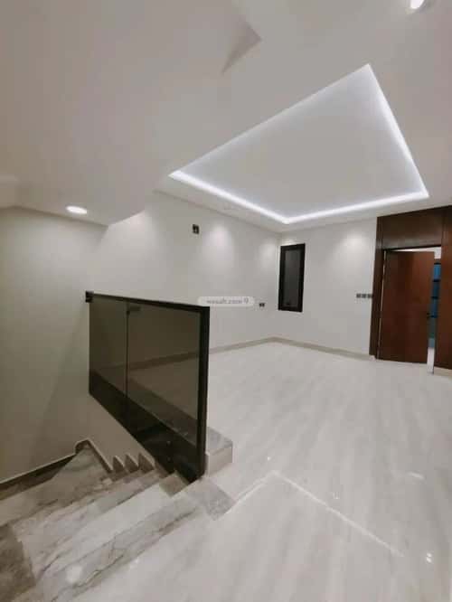 فيلا 260 متر مربع جنوبية على شارع 18م الرمال، شرق الرياض، الرياض