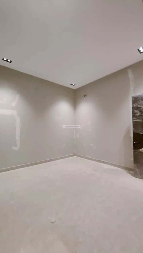 Villa 298 SQM Facing North on 15m Width Street Ar-Rimal, East Riyadh, Riyadh