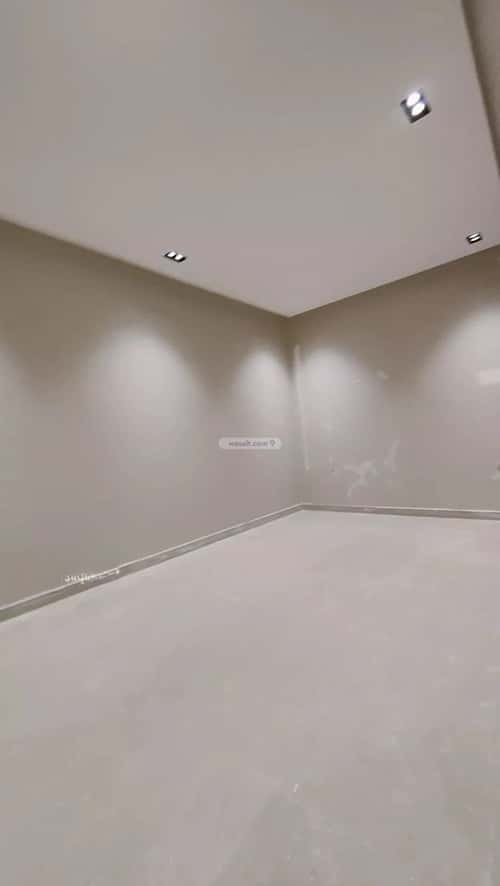 Villa 298 SQM Facing North on 15m Width Street Ar-Rimal, East Riyadh, Riyadh