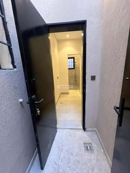 Villa 338 SQM Facing North West on 18m Width Street Ar-Rimal, East Riyadh, Riyadh