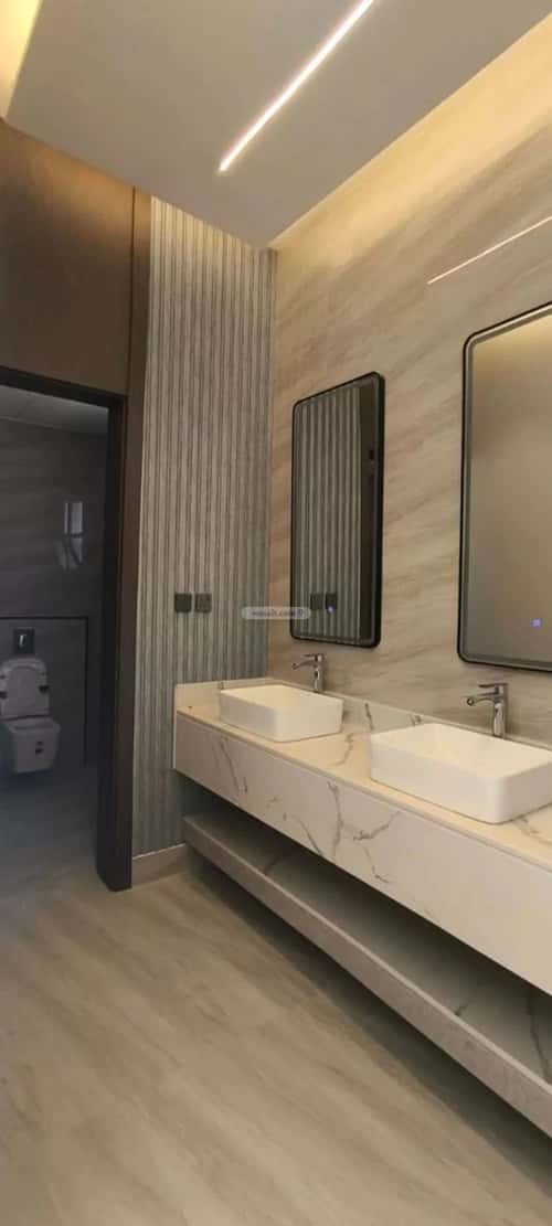 6 bedroom villa in Al Rimal