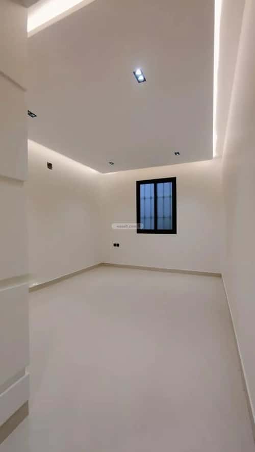 فيلا 300 متر مربع غربية على شارع 20م الخليج، شرق الرياض، الرياض