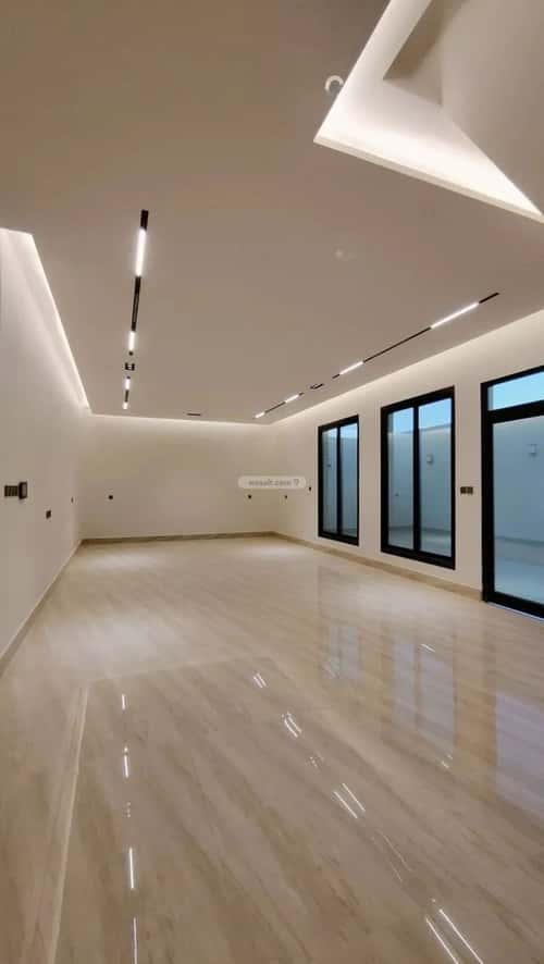 فيلا 260 متر مربع جنوبية على شارع 18م الرمال، شرق الرياض، الرياض