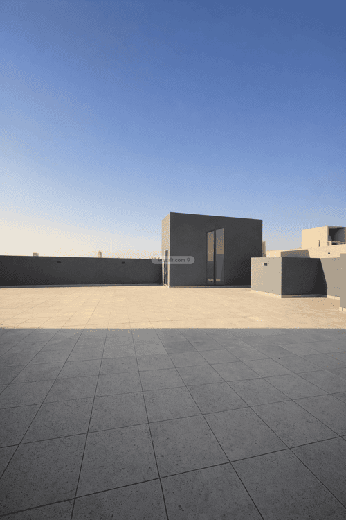 Building 1120 SQM Facing South Dirab, West Riyadh, Riyadh