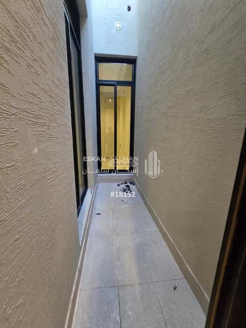 Floor 227 SQM with 5 Bedrooms An-Nahdah, East Riyadh, Riyadh