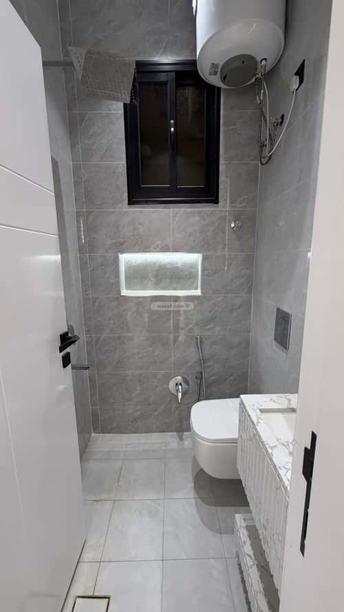 شقة ب 5 غرف الظرفة، خميس مشيط