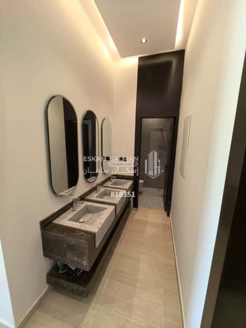 Apartment with 7 Bedrooms Al-Janadriyah, East Riyadh, Riyadh