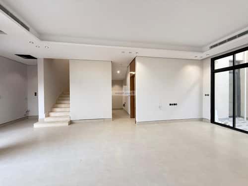 5 bedroom villa in Al Mahdiyyah