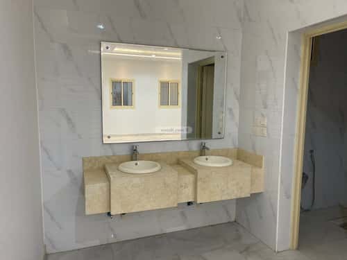 فيلا 337 متر مربع جنوبية على شارع 15م نقرة قفار، حائل