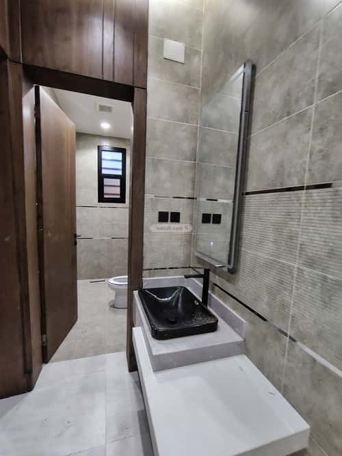 Floor 206 SQM with 6 Bedrooms Al-Murooj, Abha