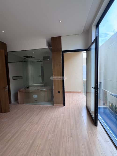 6 bedroom villa in Al Mahdiyyah