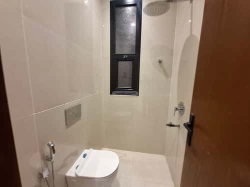 4 bedroom floor in Al Yarmouk