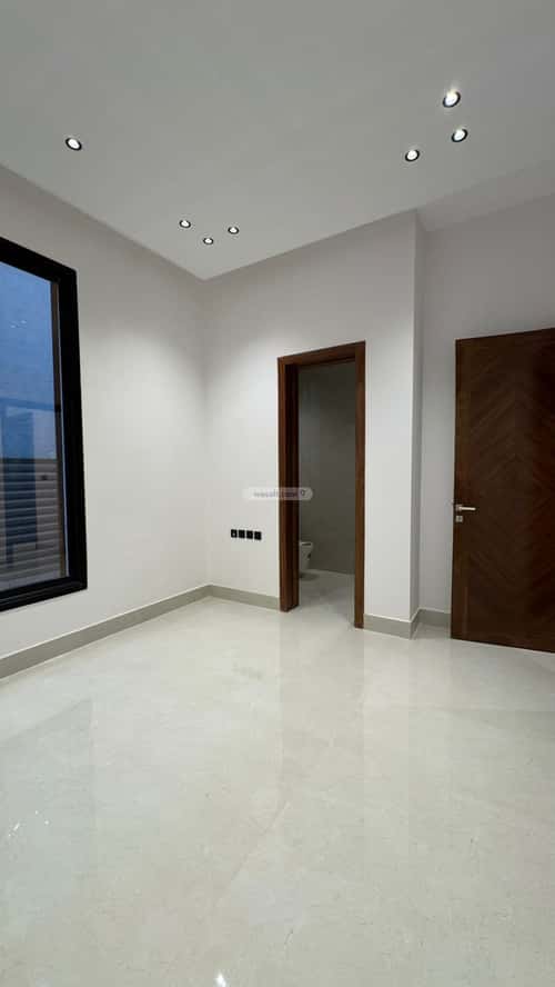 فيلا 400 متر مربع شمالية على شارع 35م المهدية، غرب الرياض، الرياض