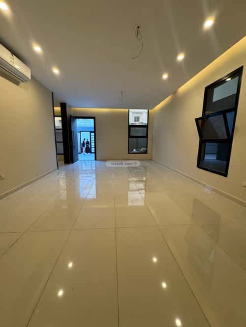 Villa 375 SQM Facing South with 6 Bedrooms Al Zomorod, North Jeddah, Jeddah
