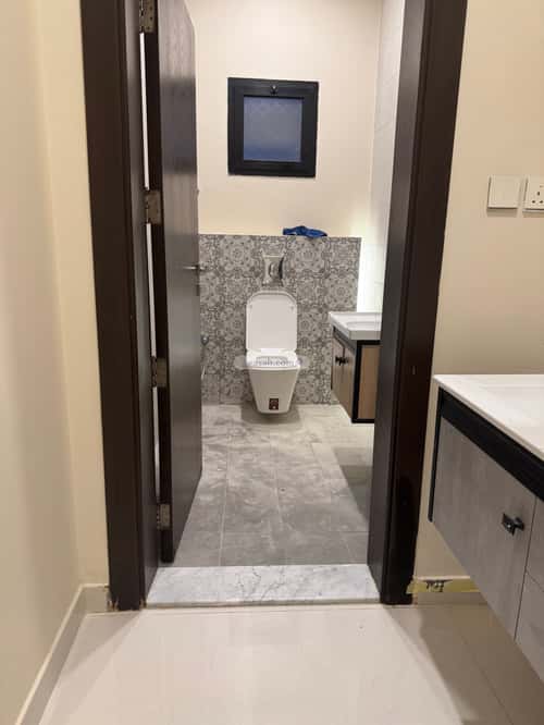 فيلا 375 متر مربع واجهة جنوبية ب 6 غرف الزمرد، شمال جدة، جدة