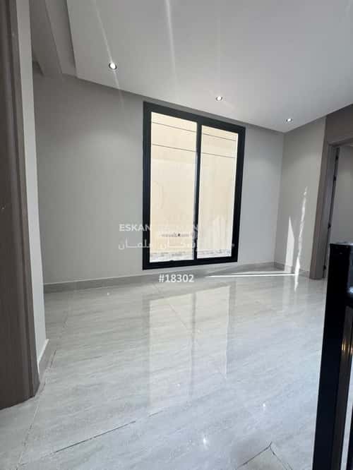 فيلا 313 متر مربع جنوبية على شارع 15م الرابية، العيون