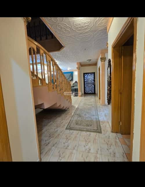 فيلا 500 متر مربع شمالية على شارع 15م الملك فيصل، شرق الرياض، الرياض