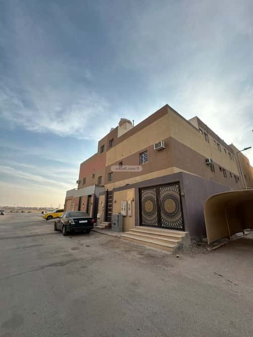 فيلا 200 متر مربع شرقية على شارع 15م العوالي، غرب الرياض، الرياض